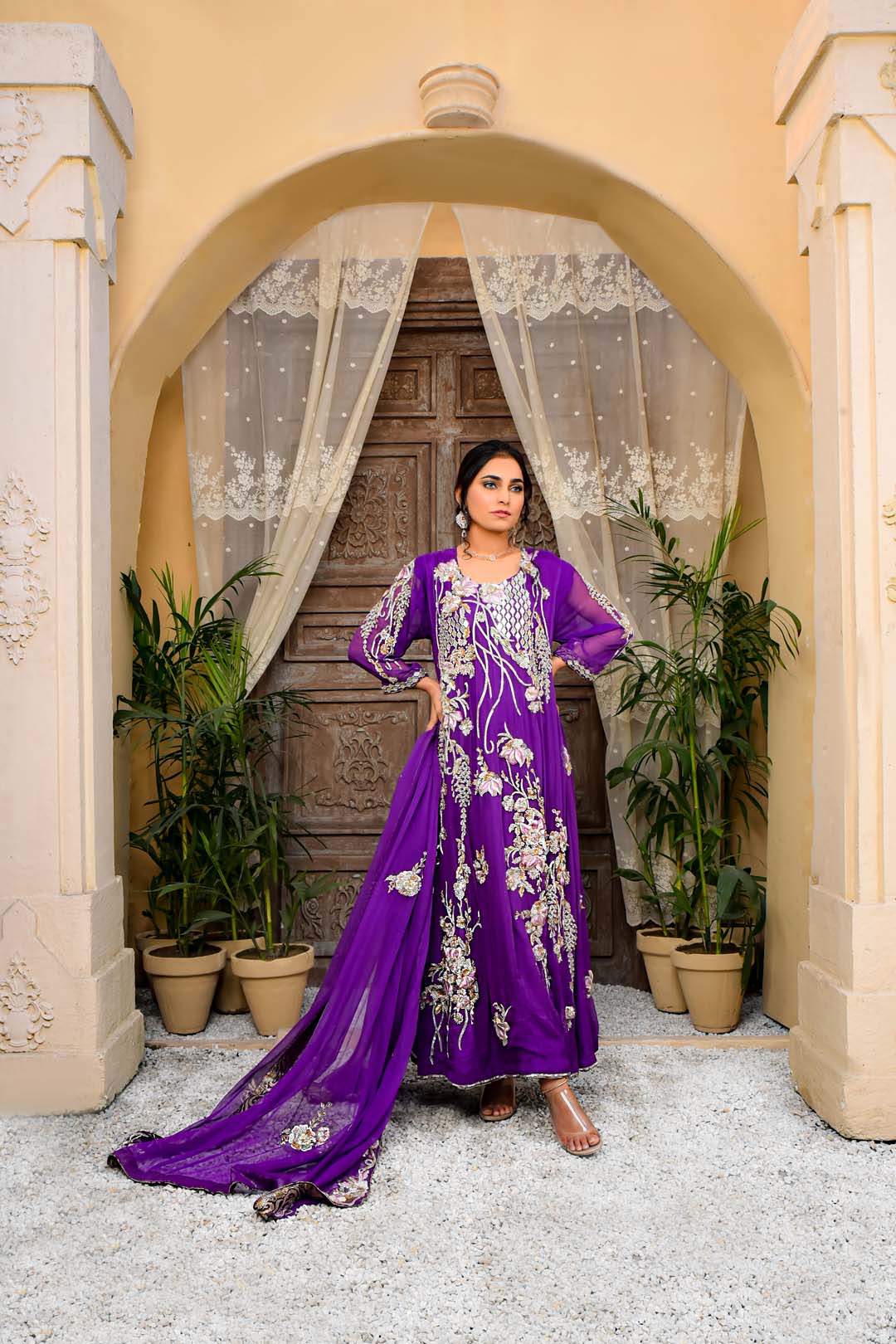 Radiant Flower Elegance