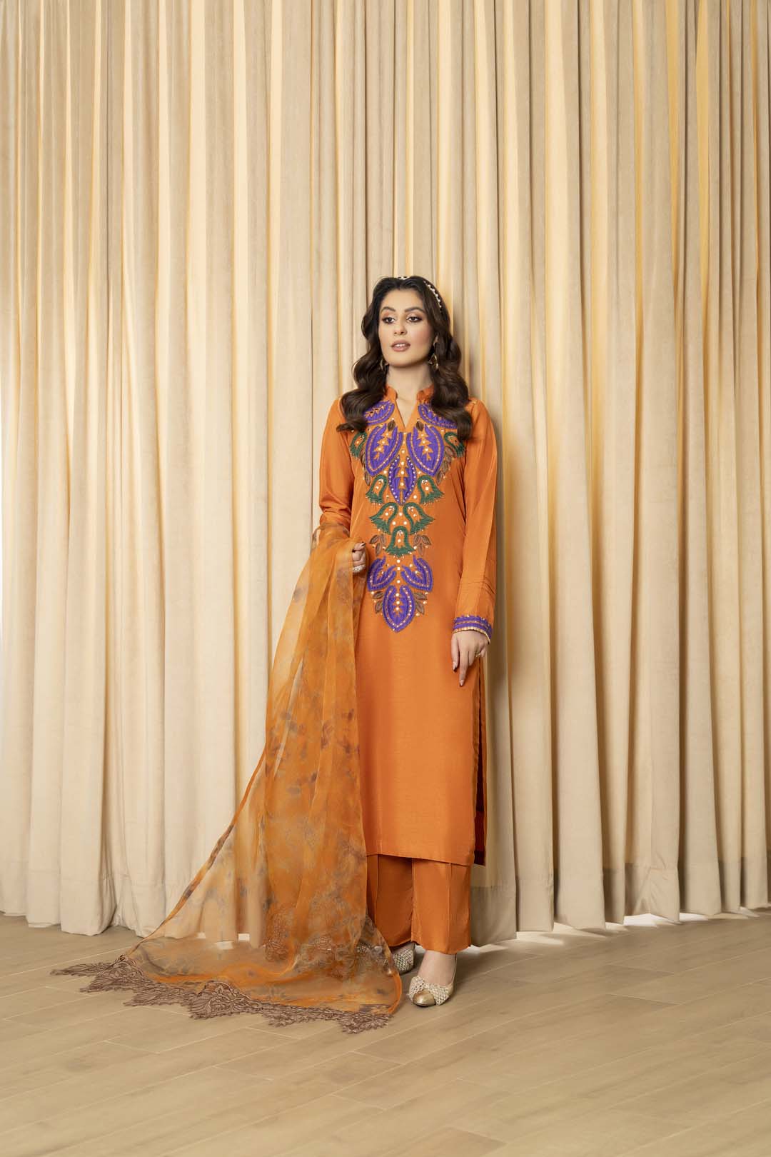 Vibrant Elegance Ensemble