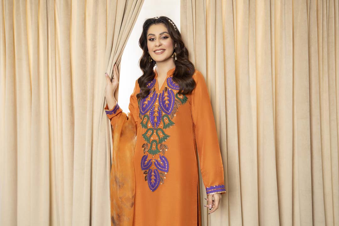 Vibrant Elegance Ensemble