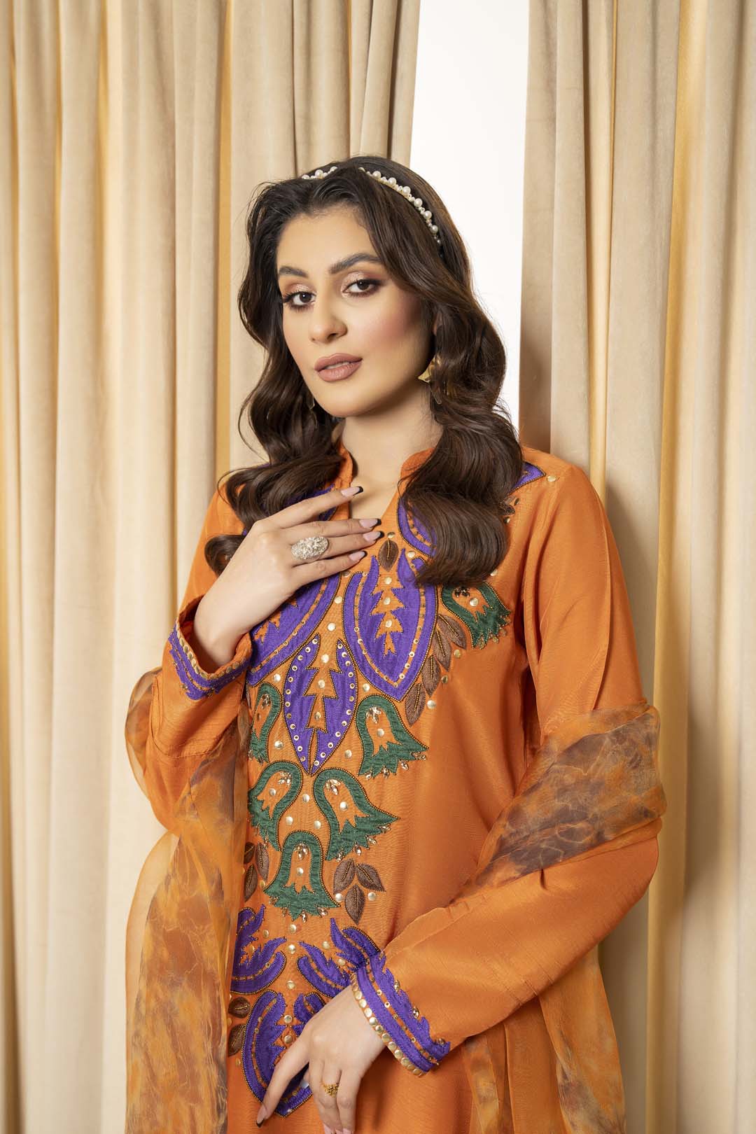 Vibrant Elegance Ensemble