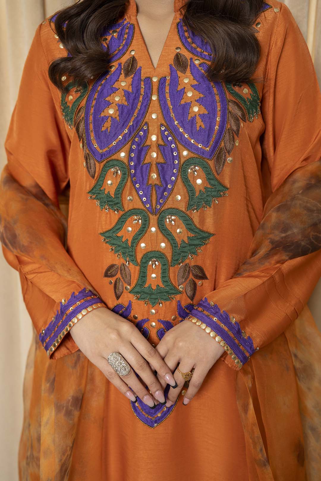 Vibrant Elegance Ensemble